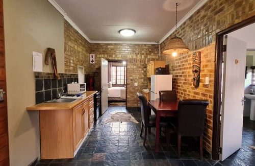 Emalahleni Maison | Klein Bosveld Guesthouse