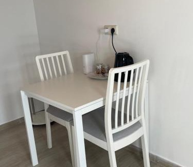 Ruesselsheim Appartement | Kleine aber feies Zimmer