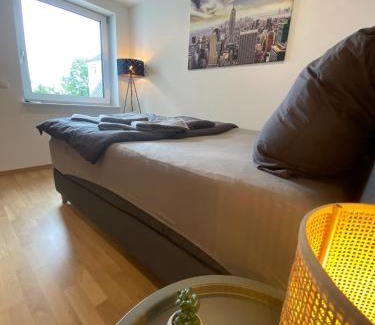Neureut Sudlicher Teil Appartement | Kleines Juwel mit super Komfort - Fußbodenheizung, Regendusche, Waschmaschine