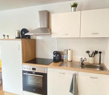 Neureut Sudlicher Teil Appartement | Kleines Juwel mit super Komfort - Fußbodenheizung, Regendusche, Waschmaschine
