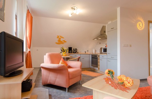 Goessweinstein Appartement | Kleingesee approx. 5 km from Gössweinstein Holiday apartment Haus Sonnenscheim