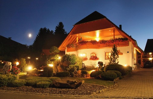Goessweinstein Appartement | Kleingesee approx. 5 km from Gössweinstein Holiday apartment Haus Sonnenscheim