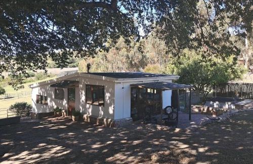 Caledon Maison | Kleinwatervalplaas Farm Stay Accomodation