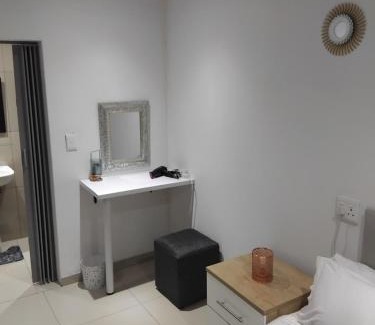Klerksdorp Appartement | Klerksdorp Flamwood Central Apt