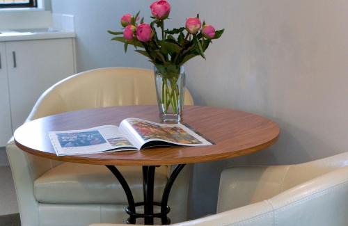 Blenheim Hôtel | Knightsbridge Court Motor Lodge