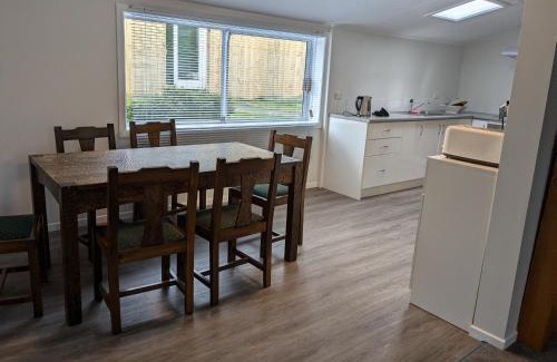 Johnsonville Hôtel | KnT BnB