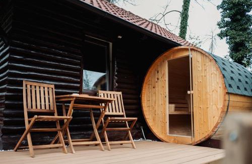 Spodnja Polskava Chalet De Ski | Koča ob ribniku