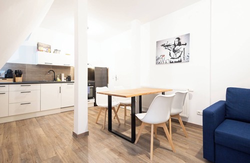 Altstadt Appartement | ★Ko-Living V at the new theater | middle of the old town | Wifi | Up to 4 ★