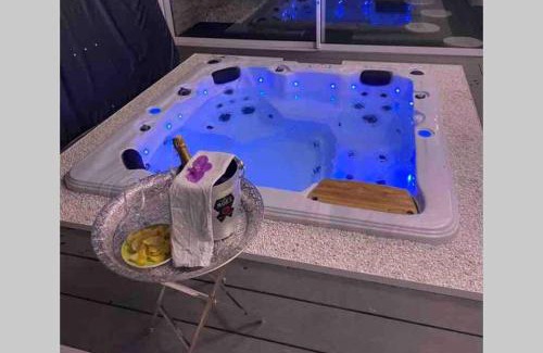 Rieux-de-Pelleport Appartement | Koh Samet Siam Manahakhon Appart & Spa