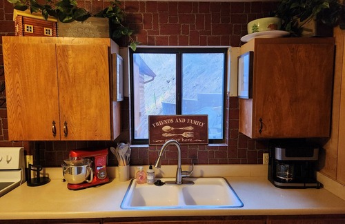 Kohls Ranch Cabine | Kohl's Ranch Creekside Cabin / Fishing, Hiking, Swimming - Adventure Awaits!
