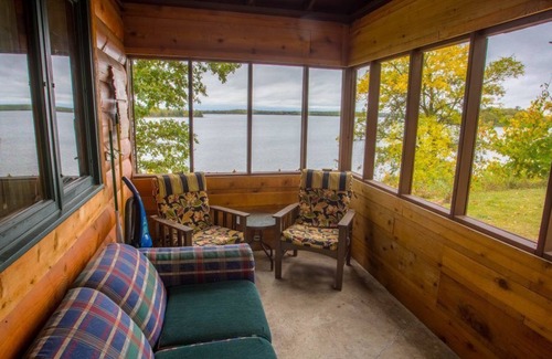 Puposky Cabine | Kohl's Resort