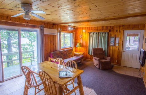 Puposky Cabine | Kohl's Resort