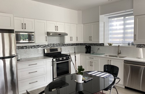 West Porpoise Bay Maison | Koka Coast By The Sea-2-Legal suite