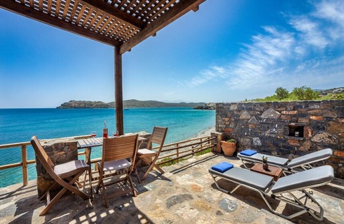 Elounda Cottage | KOLOKITHA: Spacy 1 Studio Plaka Beach Cottage