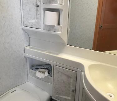 Loitz Autre | Komfort-Caravan mit Vorzelt