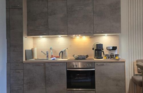 Hoefen Appartement | Komfort-Ferienwohnung Südbalkon, WOHNZIMMER, 2 Schlafzimmer, ruhige Lage - TIROL
