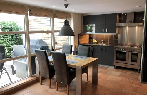 Sint Maartensvlotbrug Maison | Komfortabel und Modern Eingerichtetes Ferienhaus, 4 Personen, Wlan