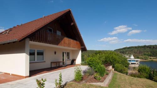 Bad Arolsen Appartement | Komfortable Ferienwohnung Mit Seeblick