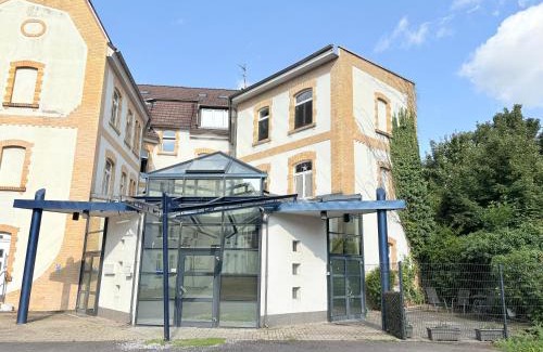 Erfurt Appartement | Komfortable XL Ferienwohnung für Familien und Gruppen bis 10 Pers - Erfurt City Hauptbahnhof - gratis Parkplatz - WLAN