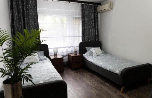 Komlo Appartement | Komló Szíve Apartman