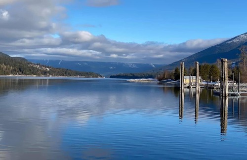 Proctor Cabine | Kootenay Lake Cottage sur la plage-Animaux acceptés-Sleeps 4