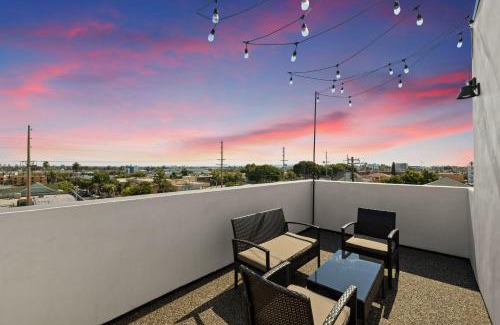 Pico-Union Appartement | Koreatowns Best Deluxe 2BR with Private Roof Deck