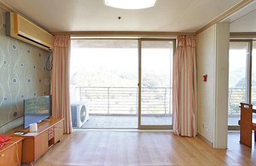 Hoengseong Station Balnéaire | Koresco Chiak Mountain Condominium