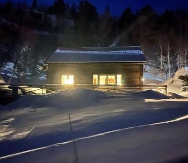 Fidjeland Maison | Koselig hytte med sjel på fjellet :)