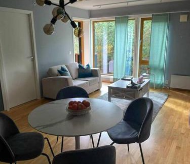 Kongsberg Appartement | Koselig leilighet med et skritt unna skibakken!