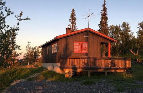 Nord-Aurdal Maison | Koselig, lita hytte på Aurdalsåsen ved Danebu