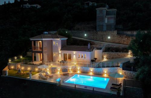 Lygia Villa | Koumaries Villas
