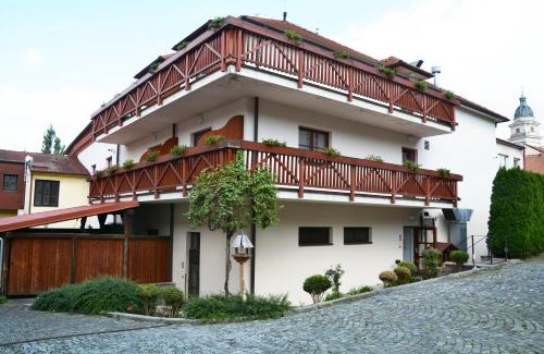 Dolni Kounice Hôtel | Kounický dvůr