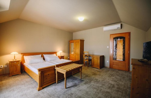 Dolni Kounice Hôtel | Kounický dvůr