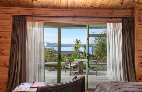 Kawaha Point Cabine | Koura Lodge