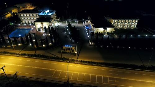 Drama Hôtel | Kouros Hotel