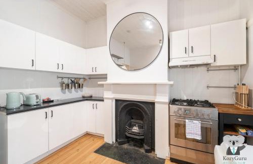Balmain Maison | KozyGuru | Balmain | Charming 3 Room cottage