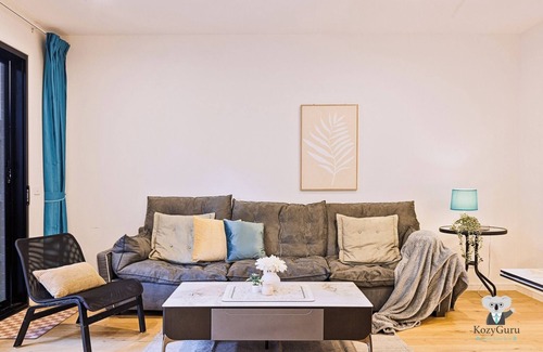 Burwood East Maison | KozyGuru | Burwood East | Quiet and Stylish Retreat