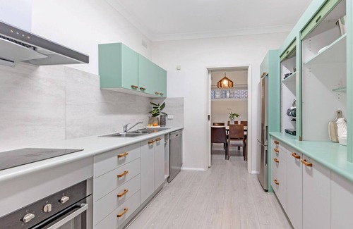 Forestville Maison | KozyGuru | Forestville | Charming 3BR House
