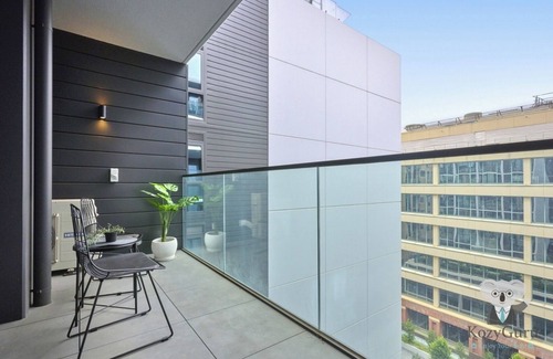 Moonee Ponds Appartement | KozyGuru | Moonee Ponds | Modern 1 Bed Apt Parking