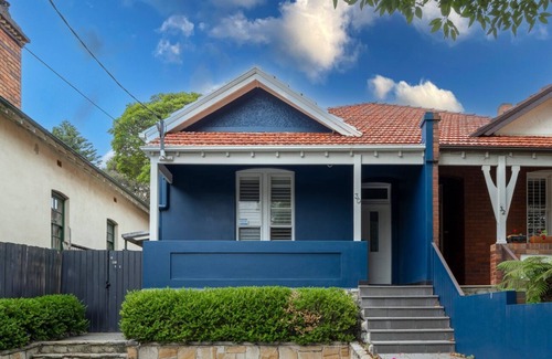 Rose Bay Maison | KozyGuru | Rose Bay | 3BR Steps to Beach + Parking