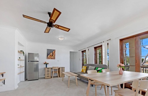 Thornleigh Maison | KozyGuru | Thornleigh 3BR House Nature Convenience