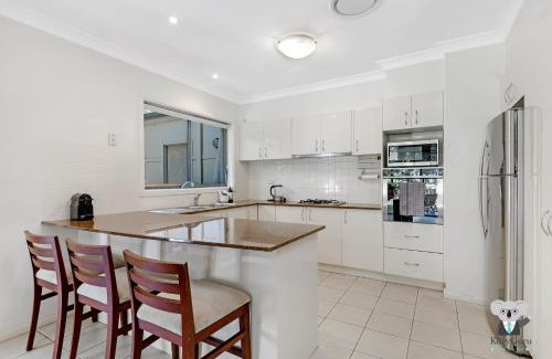 Westleigh Maison | KOZYGURU | Westleigh | Spacious Home with 4 Beds