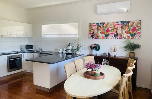 Margate Maison | Kozzie on Suttons - 300m to beach