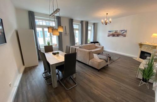 Rostock Appartement | KRABBENNEST Ferienwohnung mit Whirlpool und Infrarotsauna zentral