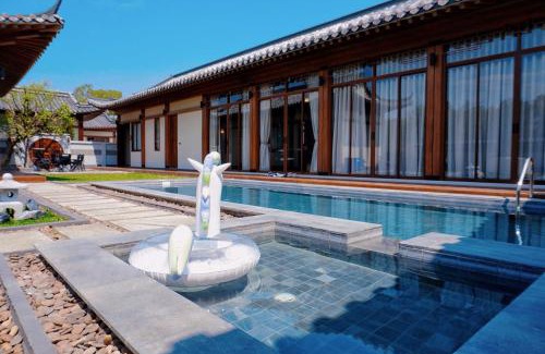 Nong Sarai Villa | Krajokkaew Ling an khao yai