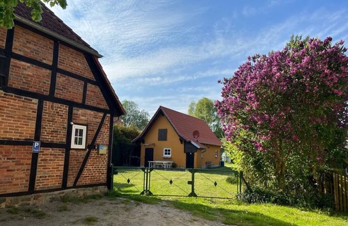 Neu Bartelshagen Maison | Kranich Blick Ostsee am Darß - Luxus & Natur - UG Bauernhaus + Grundstück