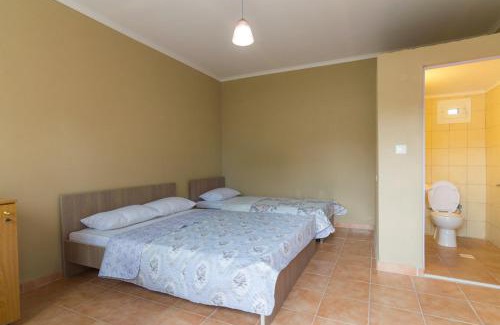 Topeiros Maison | Kremasti Rooms