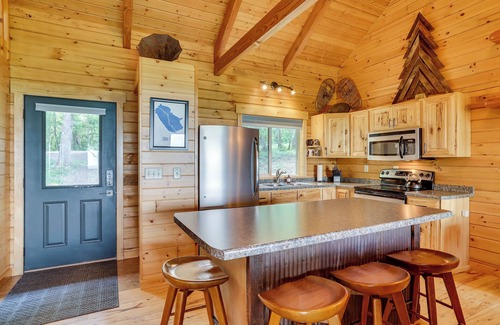 Mindoro Cabine | 'Krueger' Cabin w/Views in Mindoro!