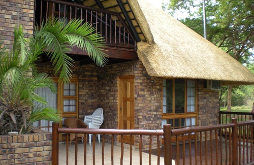 Hazyview Chalet De Ski | Hébergement haut de gamme dans un complexe de golf primé près du parc Kruger