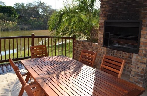 Hazyview Chalet De Ski | Hébergement haut de gamme dans un complexe de golf primé près du parc Kruger